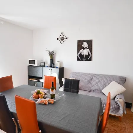 Fuer 6 Personen Ca 90 M In Novigrad, Adriakueste Kroatien Westkueste Von Istrien Apartment